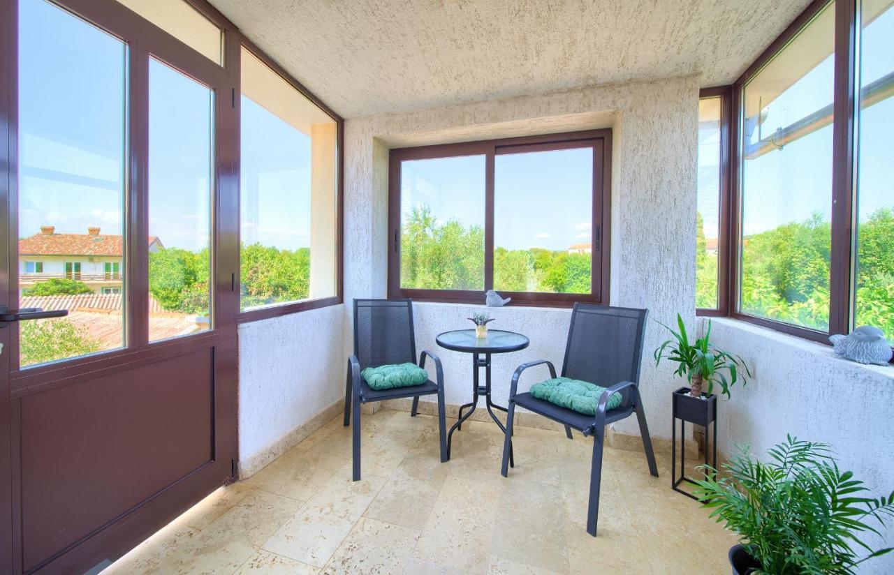 Apartment Lipovac Малинска Экстерьер фото