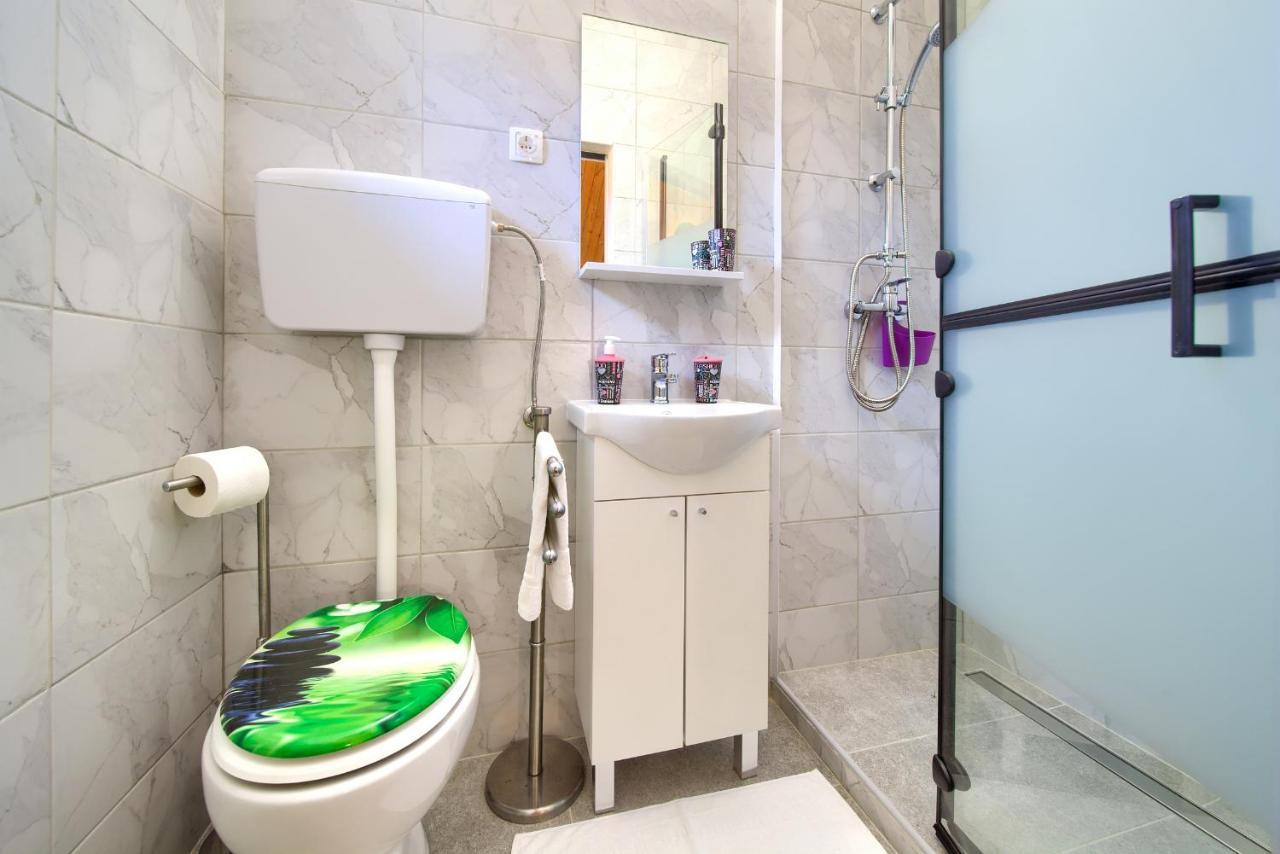 Apartment Lipovac Малинска Экстерьер фото